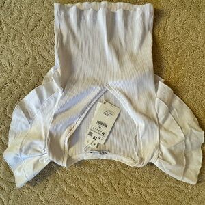 🤍 ZARA White Ribbed Crop Top – Size M – New with Tags